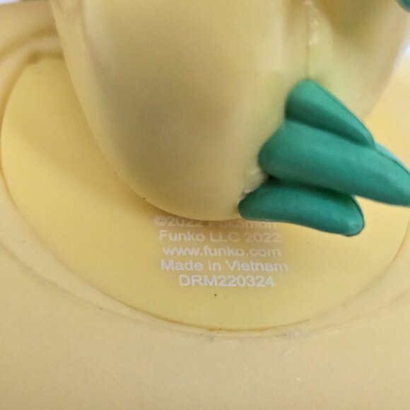 Funko Pokemon Yellow and Green Leafeon Vinyl Figure on Clear Base Loose #866 4" - Picture 8 of 8